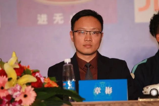 亚洲另类一二三区